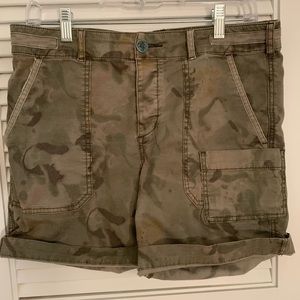 Anthropologie size 28 camo shorts